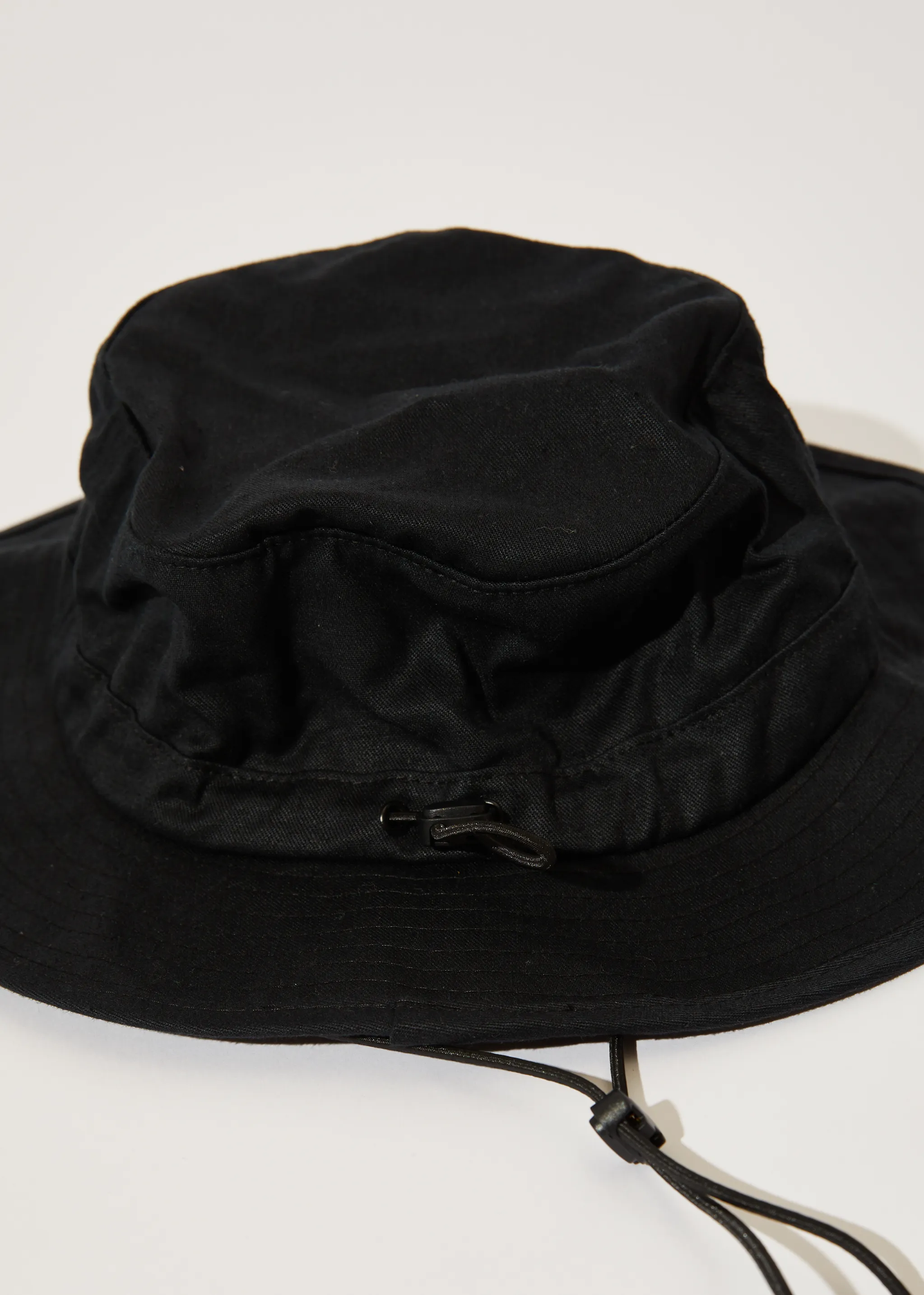 AFENDS Unisex Needle - Bucket Hat - Black