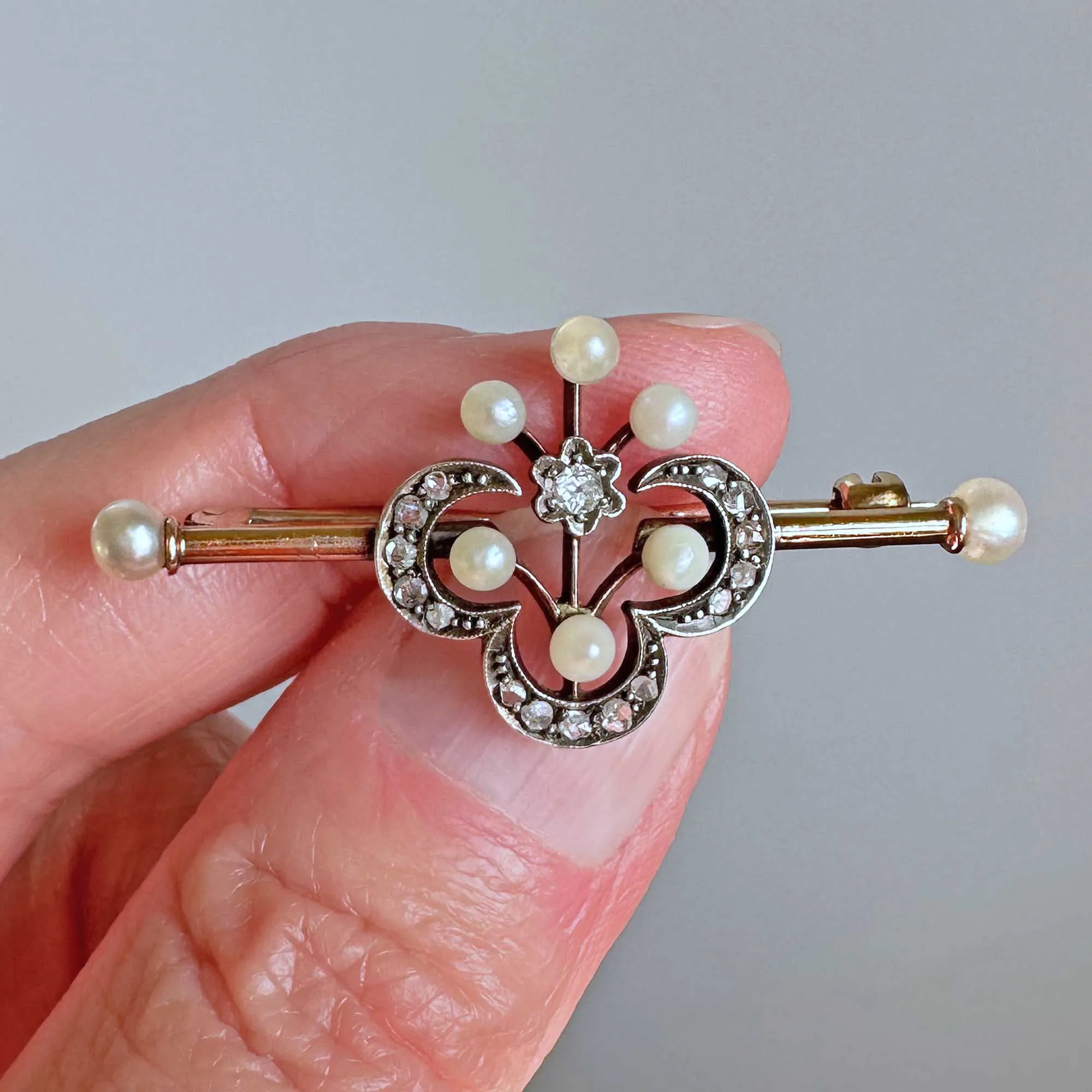 Antique 15K Gold Pearl & Rose Cut Diamond Brooch