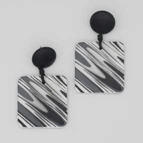 Black and White Wavy Statement Earring