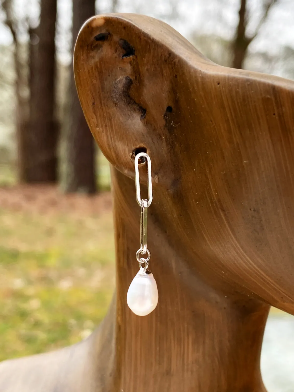 Chain Link Pearl Drop Posts