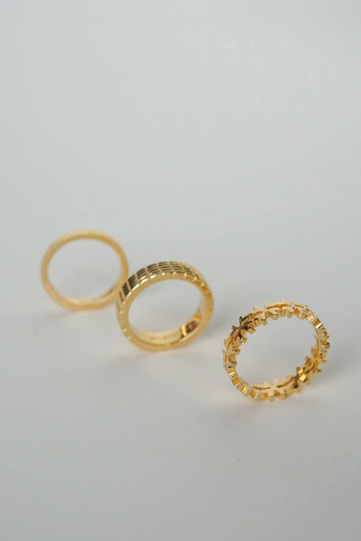Clover club index ring gold plated
