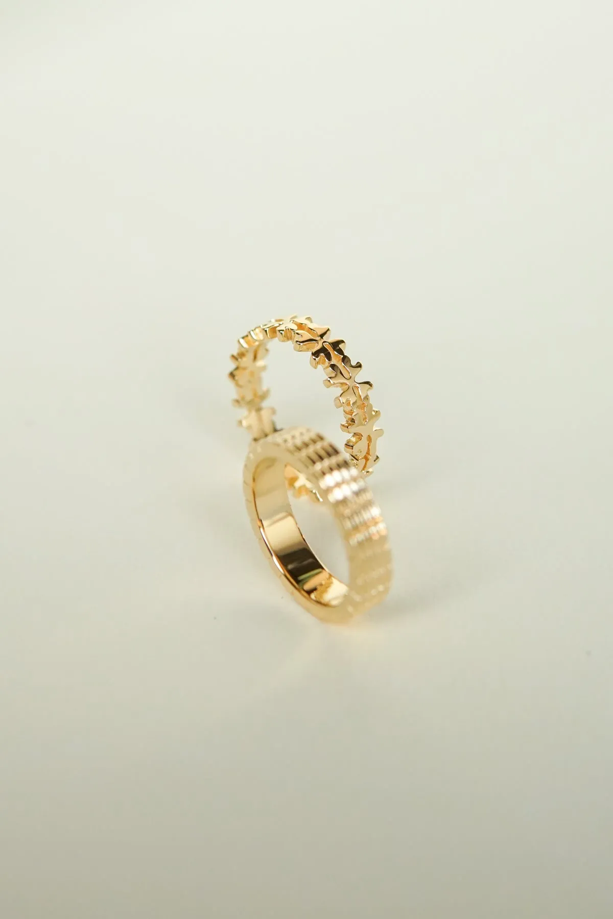 Clover club index ring gold plated