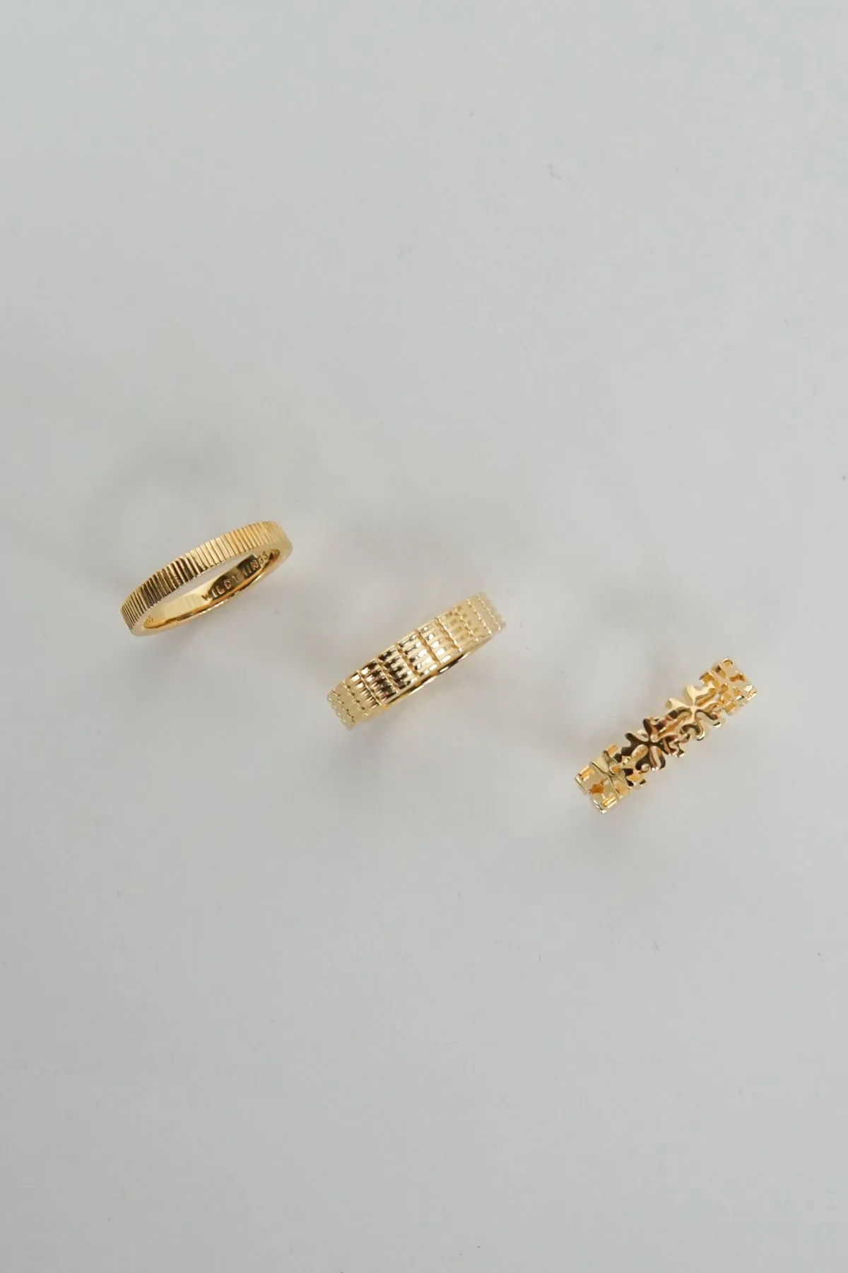 Clover club index ring gold plated