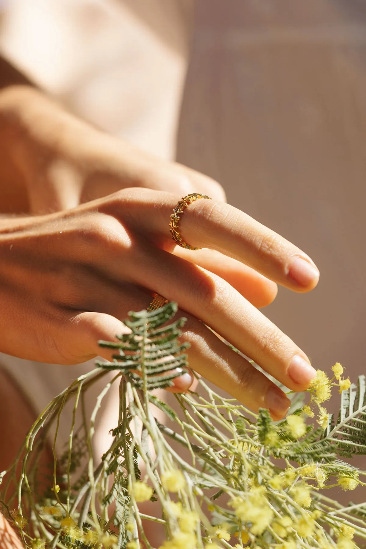 Clover club index ring gold plated