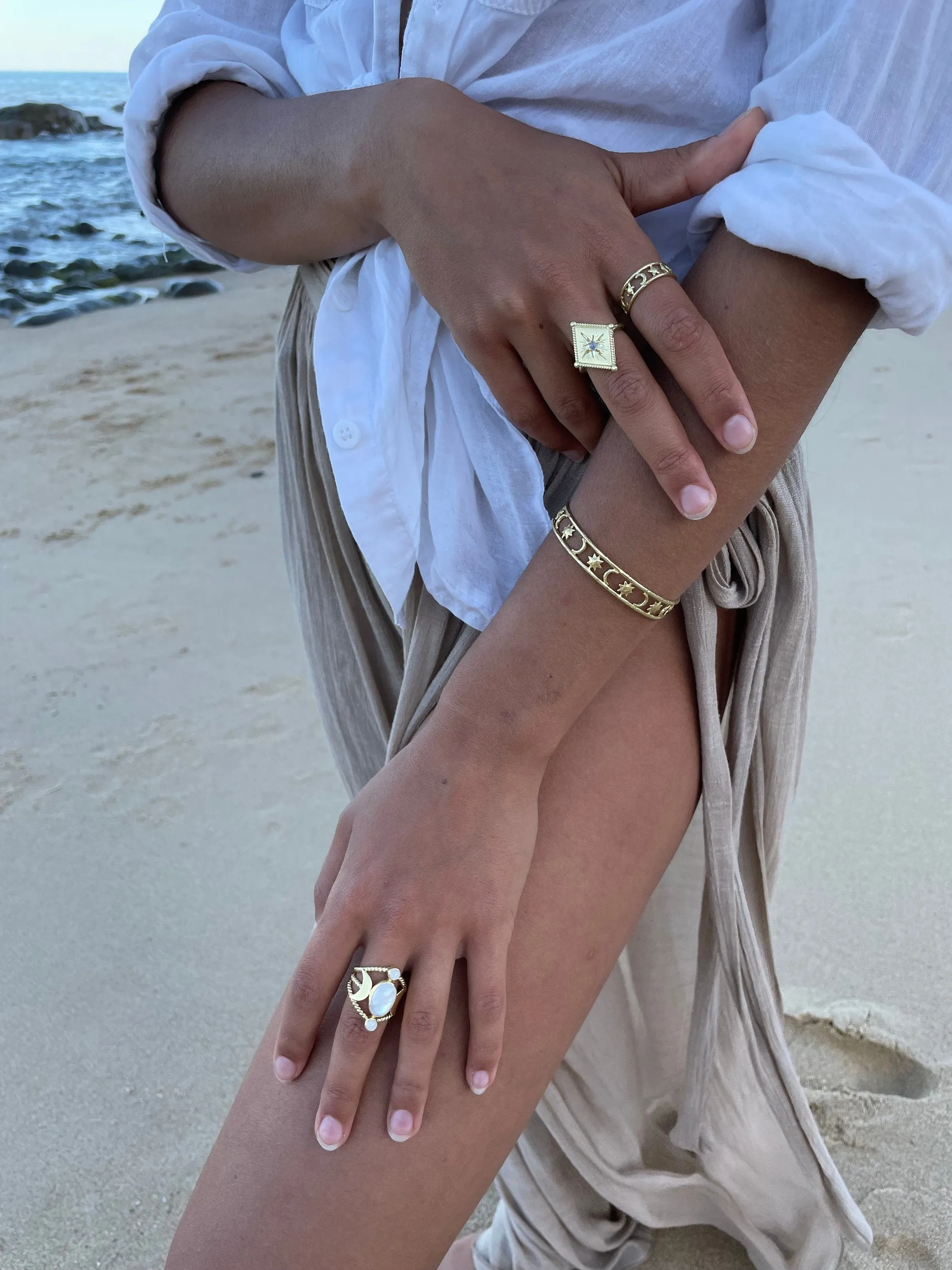 Cosmic Lover 14K Gold Bangle