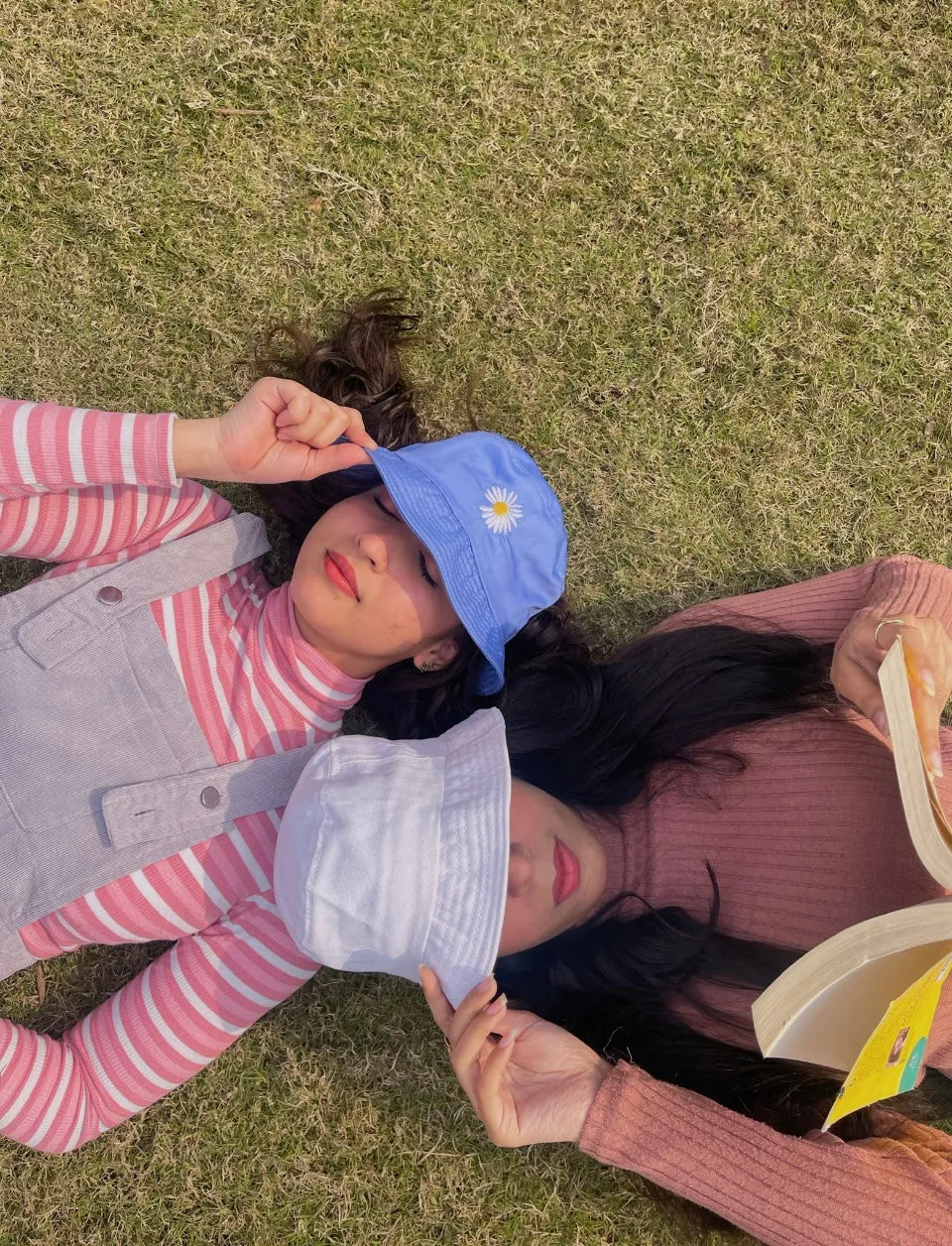 Daisy Bucket Hat| Sky Blue | Embroidered
