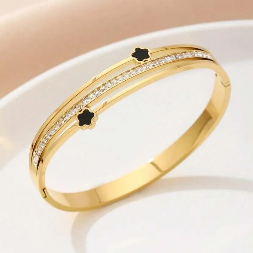 Fleur Delight Rhinestone Gold Cuff