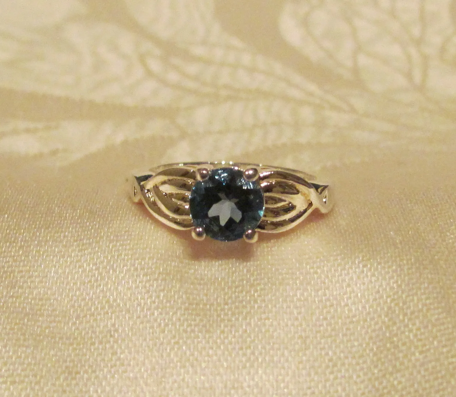 London Blue Topaz Sterling Silver 1.75 Carat Round Cut Ring  Size 8