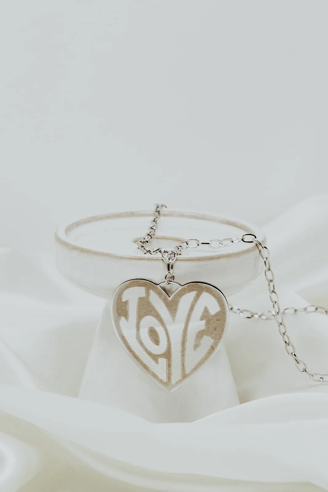 Moda 316L Stainless Steel Love Pendant Necklace