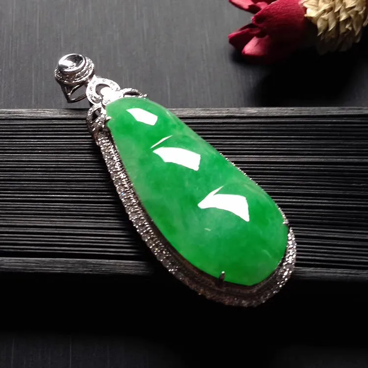 Natural Jade Pendant Jadeite Gold Pendant PT369