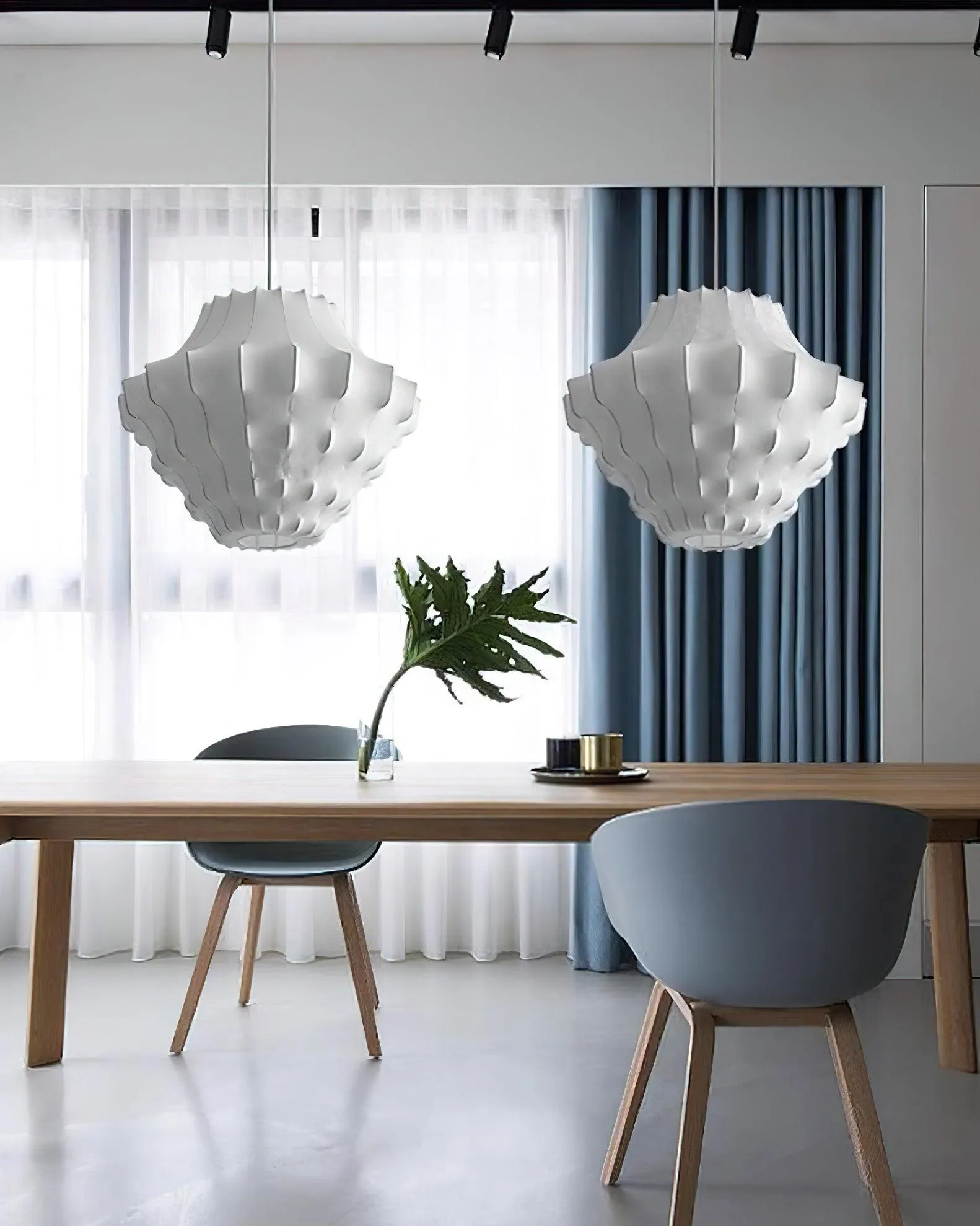 Phantom Pendant Lamp