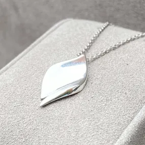 Plain Twisted Leaf Sterling Silver Pendant