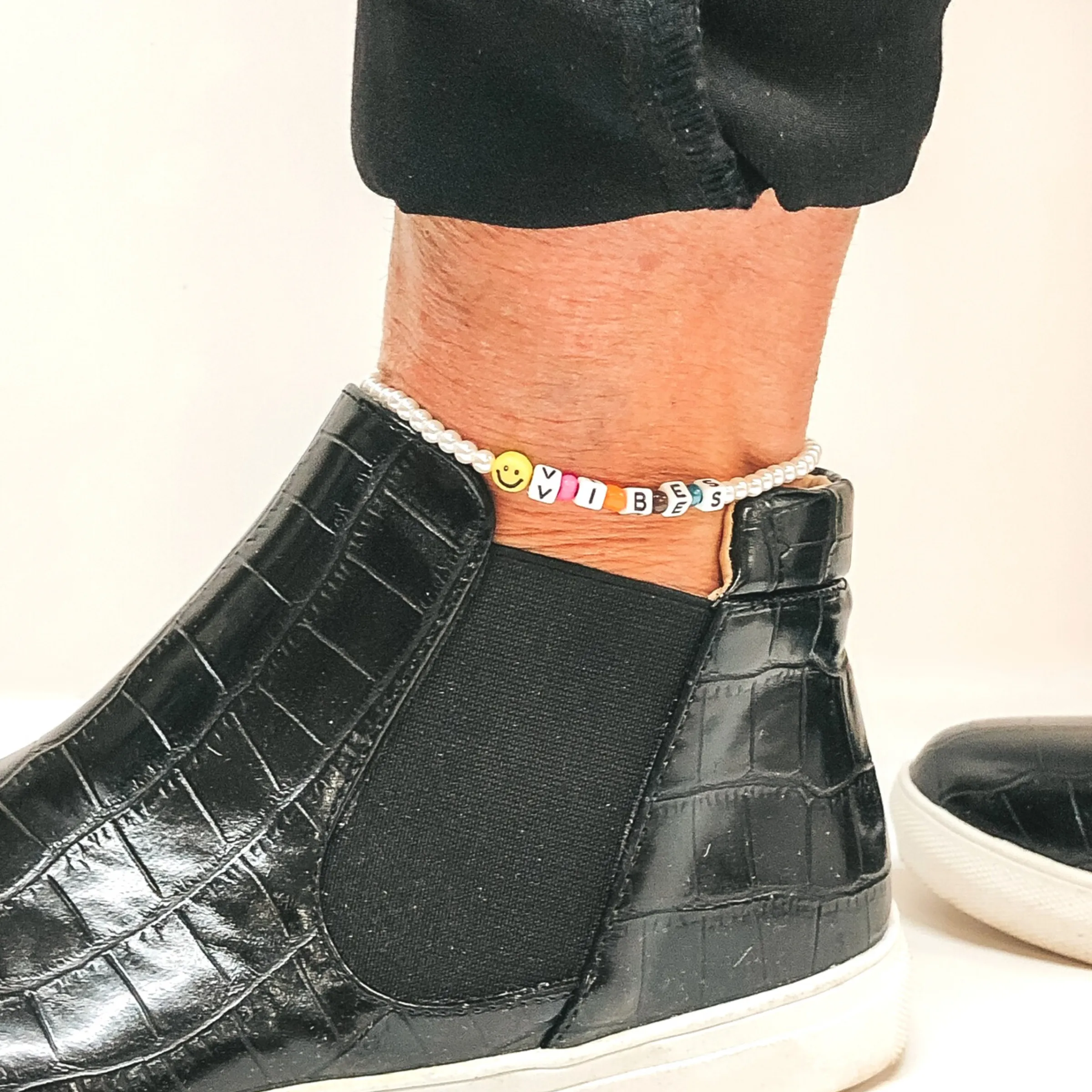 Smiley Vibes Beaded Anklet in White
