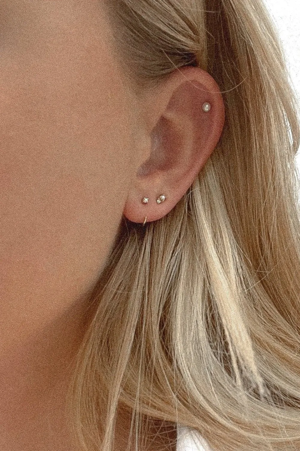 The Pearl Hook Earring