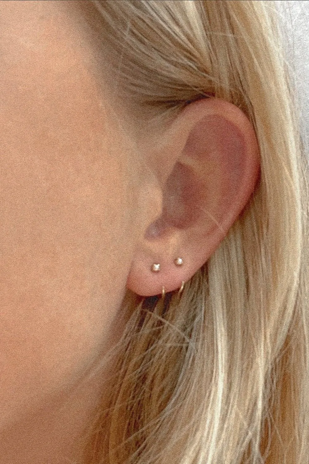 The Pearl Hook Earring