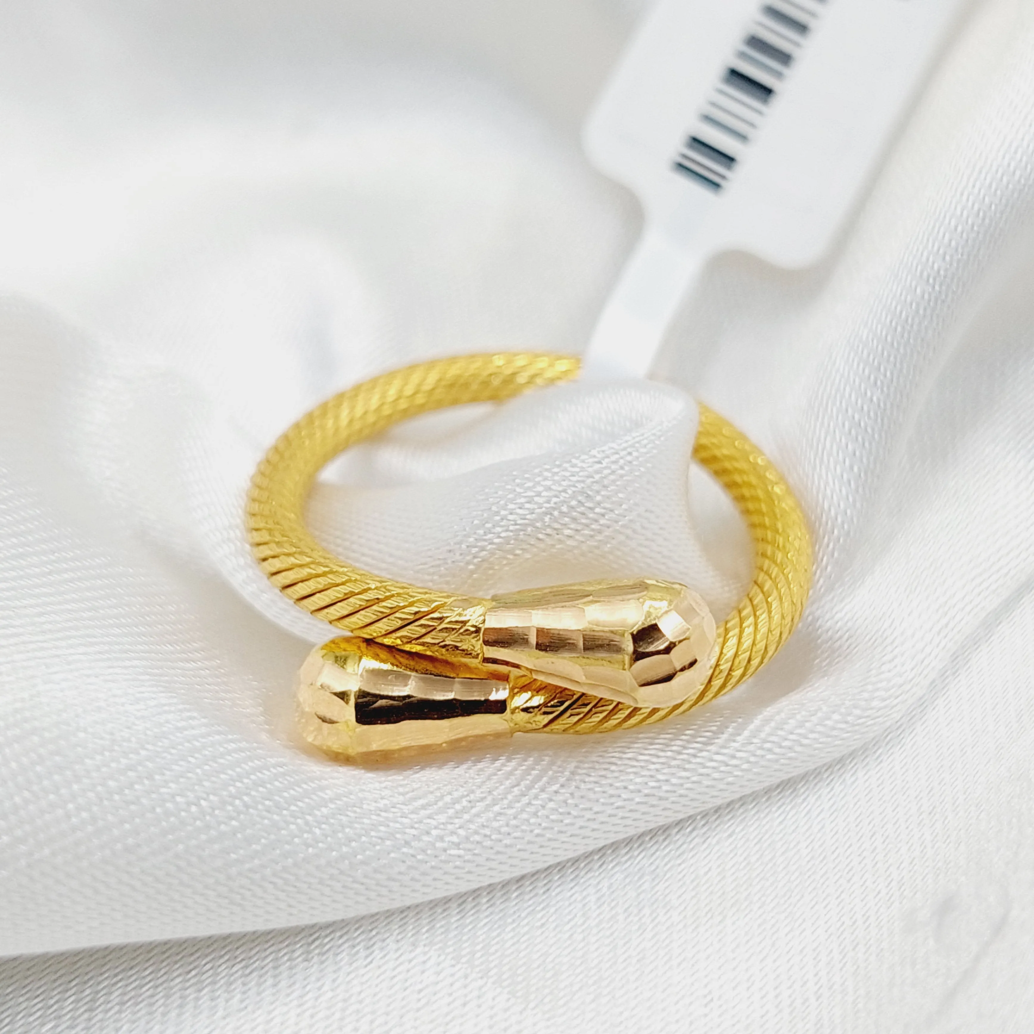 Twisted pears Ring