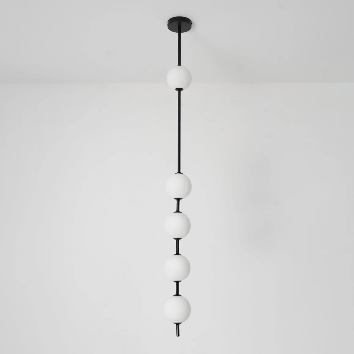 Vertical Balls Pendant Lamp