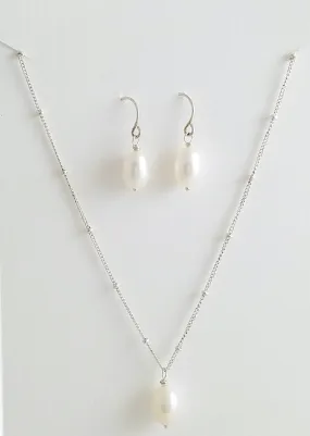 Vivian Pearl Earring & Necklace Set